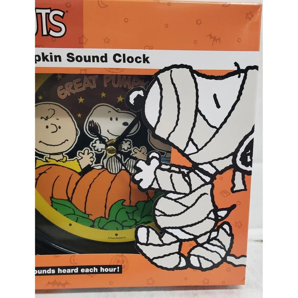 Round Plastic Spooky Sound Wall Clock (8